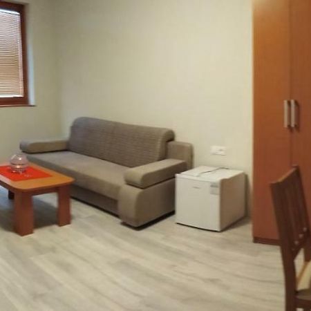 Guest House Mladost Prešov Екстериор снимка