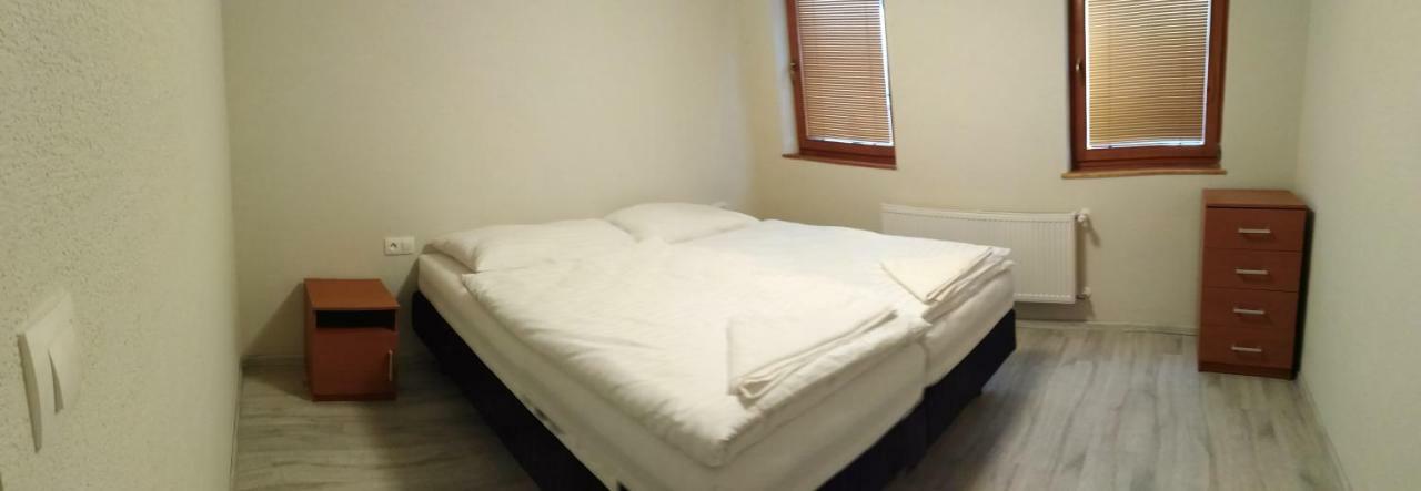 Guest House Mladost Prešov Екстериор снимка